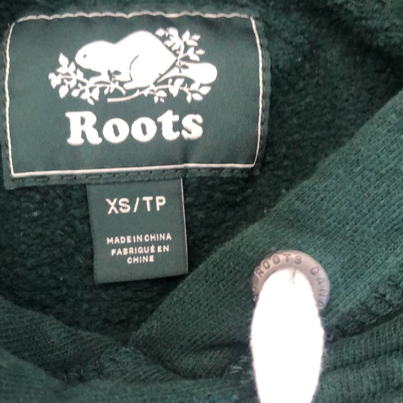 Roots hoodie size xs. Perfect for fall and winter - Picture 2 of 4